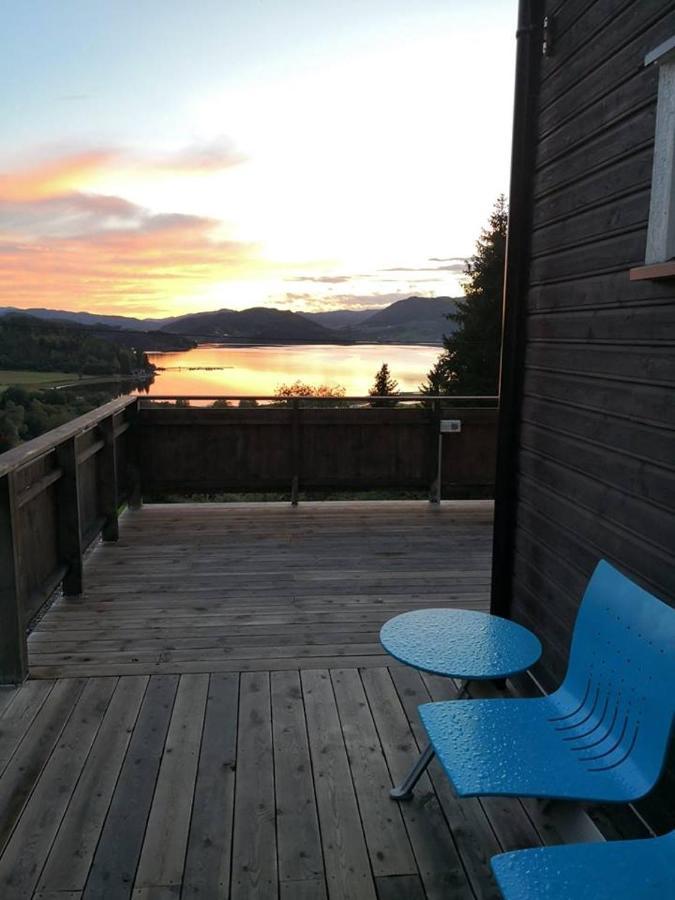 Yttervik Gard Apartamento Steinkjer Exterior foto